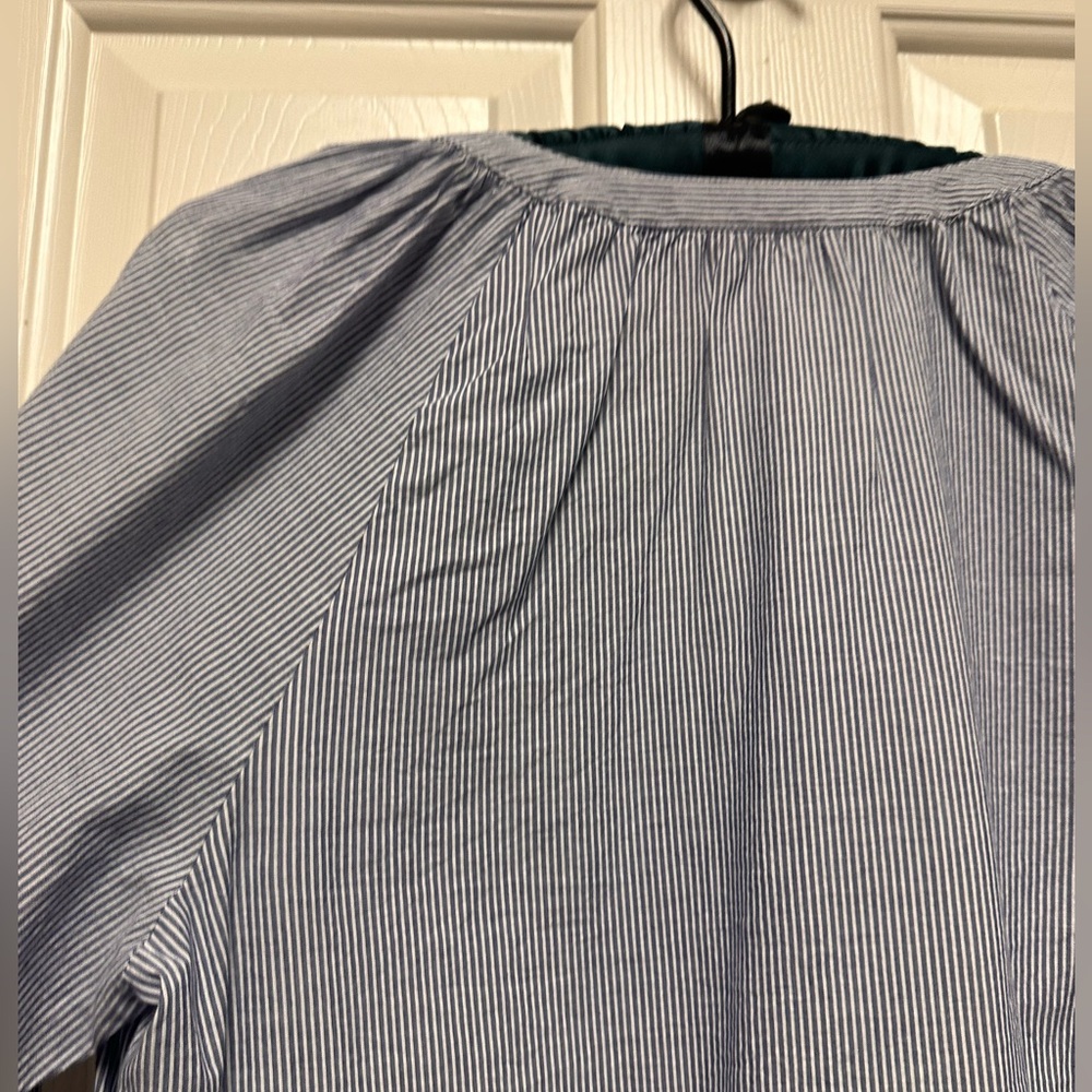 Loft Cotton Ruffle Neck Button Down Blouse size M - Picture 10 of 10